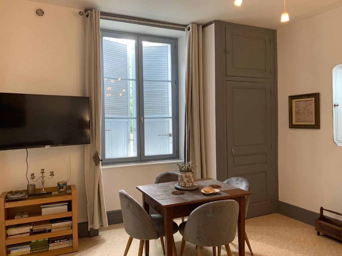 La Cour Pavee, T2 Lumineux, Cosy, Confort 55 M2 Saint-Léonard-de-Noblat Zewnętrze zdjęcie